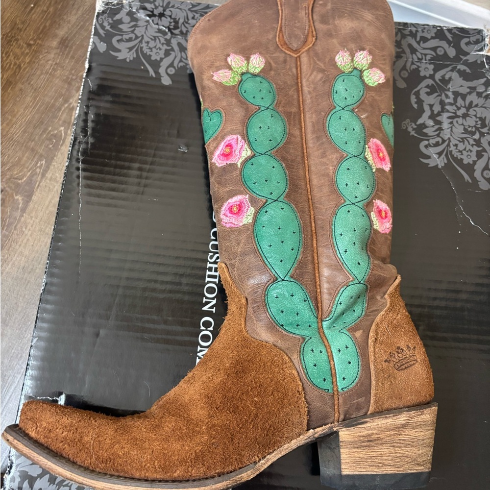 Junk Gypsy by Lane Women's Hard to Handle Western Boot - Snip Toe